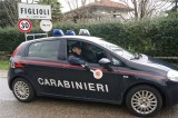 Nasconde soldi falsi nell’auto, denunciato dai carabinieri