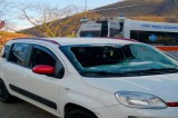 Monteforte Irpino – Auto sbanda e si ribalta: conducente bloccato nell’abitacolo