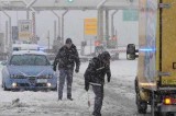 Emergenza neve – Riapre l’A16 Emergenza neve – Riapre l’A16