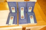 Avellino – Presentato il libro “Angeli violati” alla presenza dell’assessore Vietri