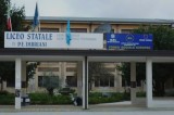 Liceo Imbriani – Domani la conferenza dal titolo “Etica e Legalità” Liceo Imbriani – Domani la conferenza dal titolo “Etica e Legalità”