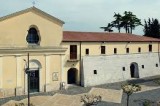 Bonito – Padre Giovanni raccoglie offerte per riparare la strada Bonito – Padre Giovanni raccoglie offerte per riparare la strada