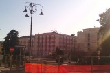 Piazza Libertà – Il cantiere avanza ma si continua a circolare Piazza Libertà – Il cantiere avanza ma si continua a circolare