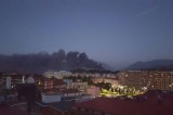 Avellino – In fiamme autodeposito, nube di fumo sulla città