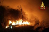 Montella – Incendiata un’autovettura e un deposito di granturco
