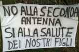 Pratola Serra – Protesta dei cittadini contro l’installazione di una antenna radio base di telefonia