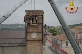 Savignano Irpino – Dopo sette giorni, termina la messa in sicurezza del campanile
