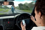 Avellino – Multa e ritiro patente per chi usa il cellulare alla guida, intensificati i controlli