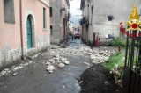 Forino – Forti piogge, detriti in strada e abitazioni allagate Forino – Forti piogge, detriti in strada e abitazioni allagate