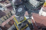 Avellino – Realizzata un’opera provvisionale per prevenire la caduta di calcinacci dalla Torre dell’Orologio