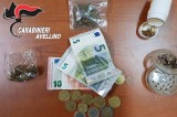 Avellino – Sorpreso a cedere marijuana a due minorenni, gambiano arrestato