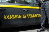 Napoli – La Guardia di Finanza sequestra oltre 1.600.000 articoli contraffatti