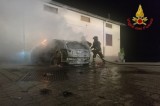 Solofra – Incendio di un’autovettura