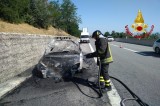Montemiletto – Autovettura si incendia in autostrada