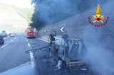 Monteforte Irpino – Auto prende fuoco sulla Napoli-Canosa