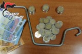 Atripalda – Scassina una slot machine e ruba le monete, 50enne denunciato dai Carabinieri