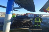 Mirabella Eclano – Autovettura in fiamme nell’area di servizio dell’ A16 Napoli – Canosa