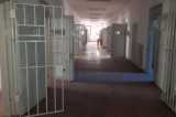 Avellino, lite tra detenuti nel carcere di Bellizzi, fratture e prognosi di 30 giorni Avellino, lite tra detenuti nel carcere di Bellizzi, fratture e prognosi di 30 giorni