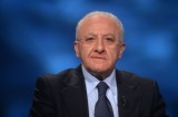 De Luca: “L’aumento delle bollette arriva a livelli insostenibili” De Luca: “L’aumento delle bollette arriva a livelli insostenibili”