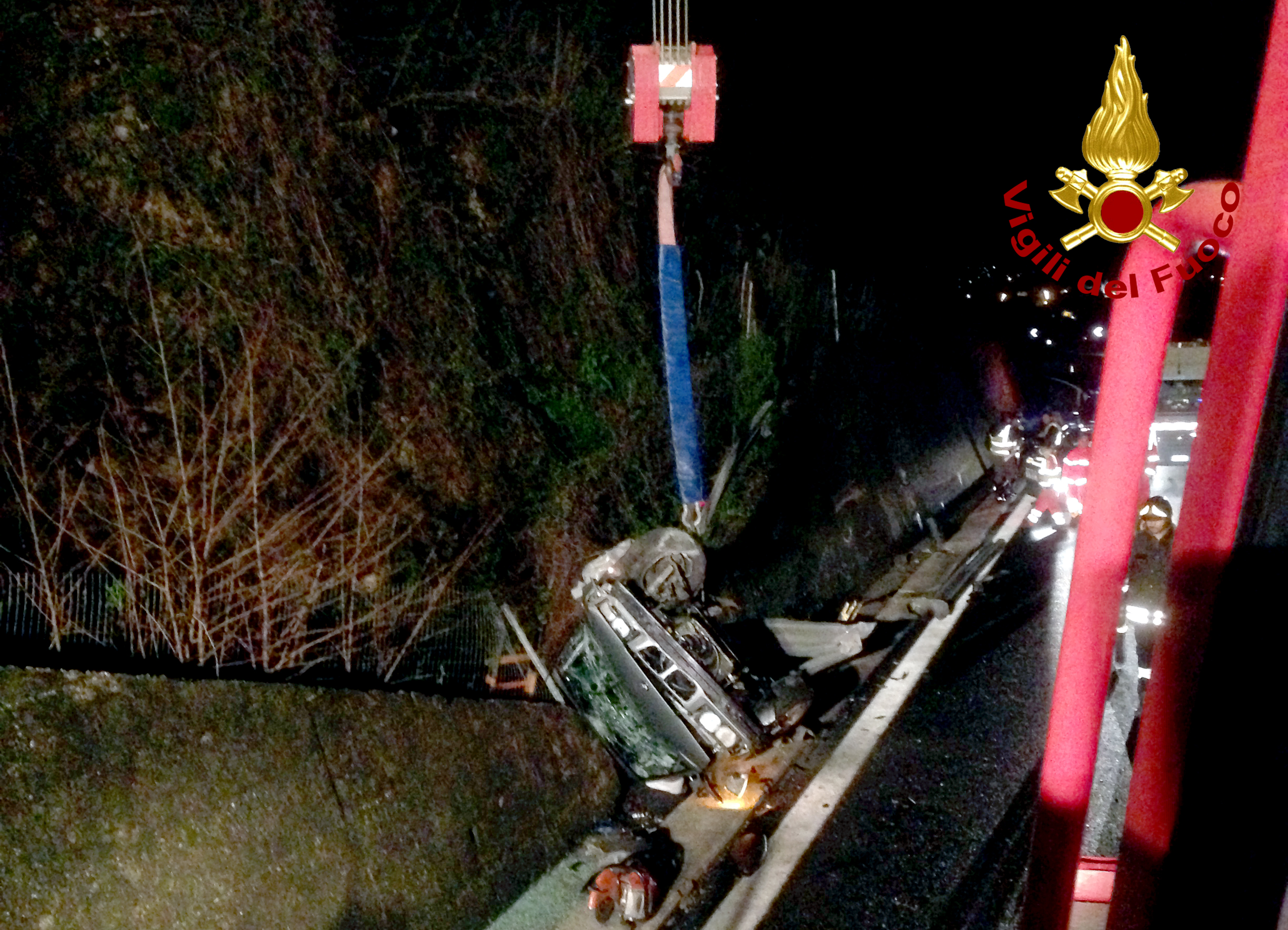 Incidente stradale a16 bmw