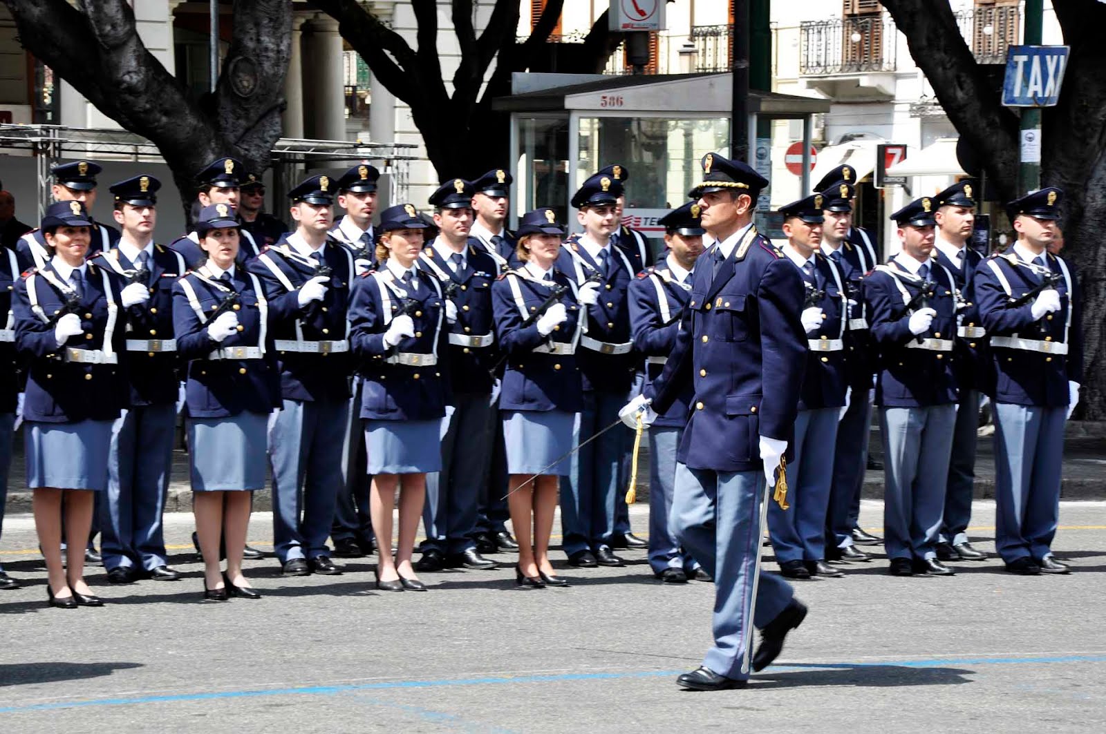 polizia festa