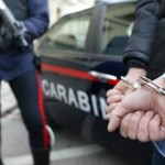 arresto carabinieri manette g