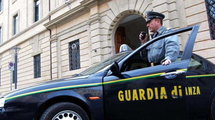 GUARDIA-DI-FINANZA_4-e1361908188341