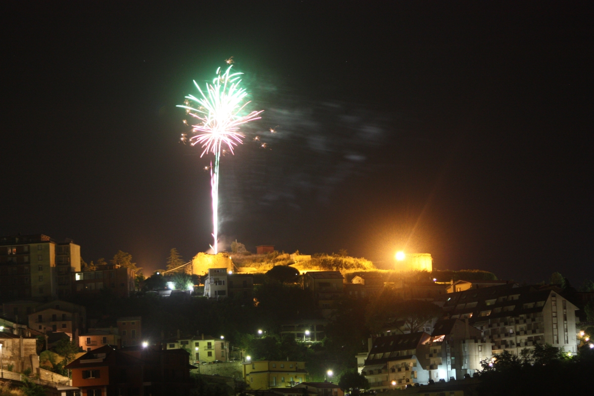 Ariano_fuochi_dal_Castello