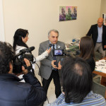 il_sop_Miccio_con_i_giornalisti
