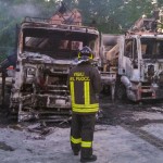 Incendio automezzi Vallesaccarda