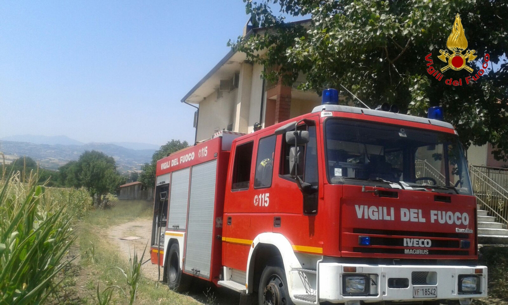 Incendio abitazione Bonito 002