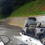 Incendio_auto_a16