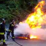 Incendio auto breccelle