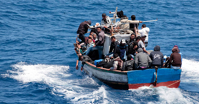 barcone-immigrati-672