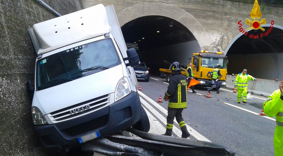 napoli canosa incidente