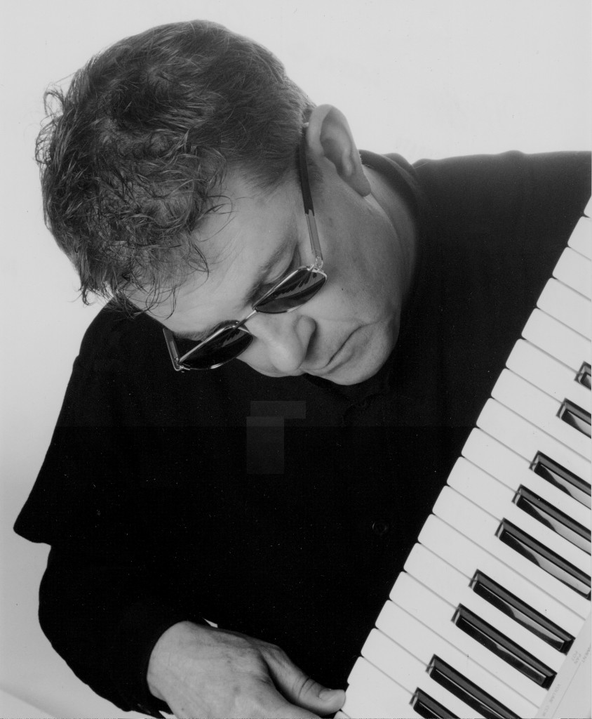 DEODATO B&W (w.piano)