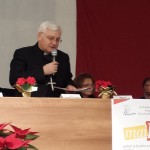 Presentazione maiFermi1 con vescovo