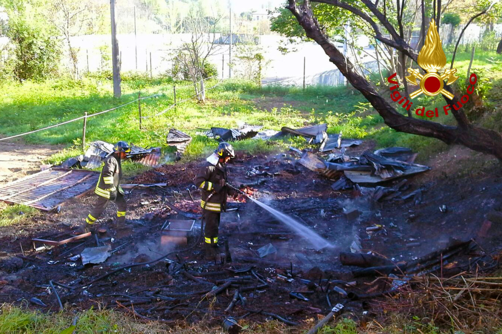 Incendio baracca Montoro