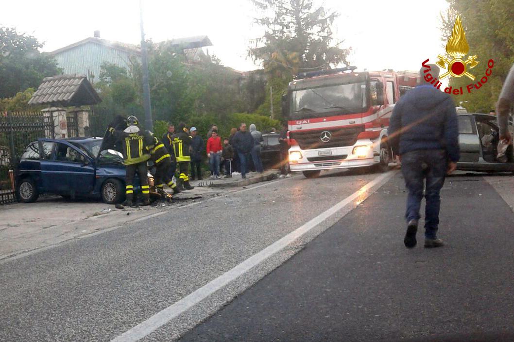 Incidente stradale Monteforte Irpino 002 (2)