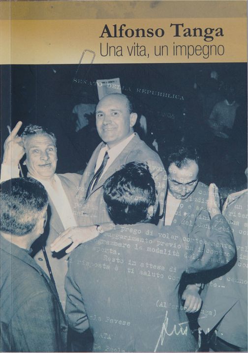 COPERTINA Alfonso_Tanga_Una_Vita_Un_Impegno