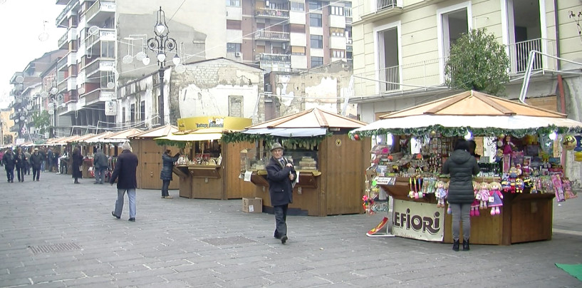 casette-natale-corso-vittorio-emanuele-817x404_c-1