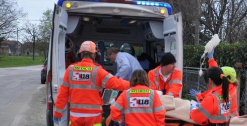 ambulanza-118-490x250
