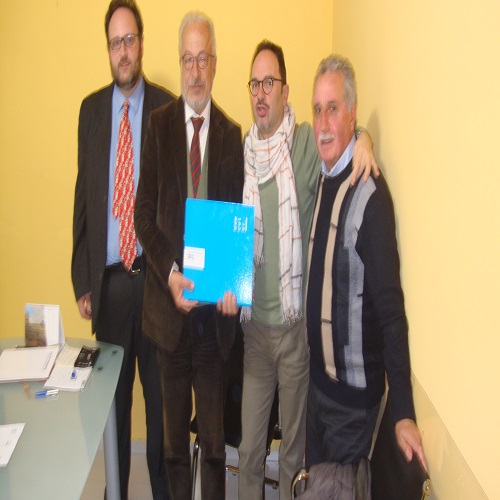 foto gruppo firmatari (1)