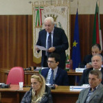 sindaco_foti_consiglio_comunale-e1445888955126-817x404_c