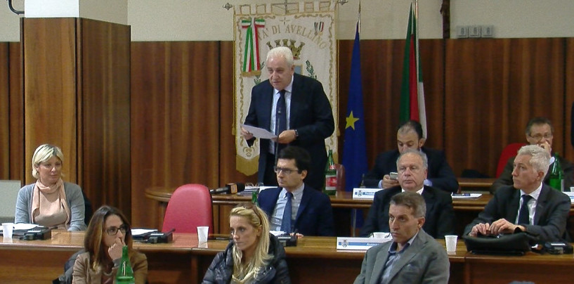 sindaco_foti_consiglio_comunale-e1445888955126-817x404_c