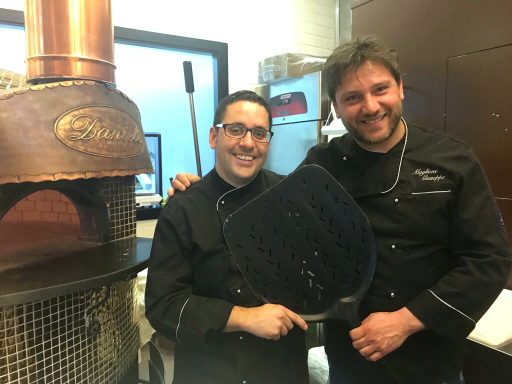 da sx lo chef Nando Melileo ed il pizzachef Giuseppe Maglione (1)