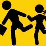 Tragitto-scuola-casa-lecito-che-i-minori-lo-percorrano-da-soli-370x230