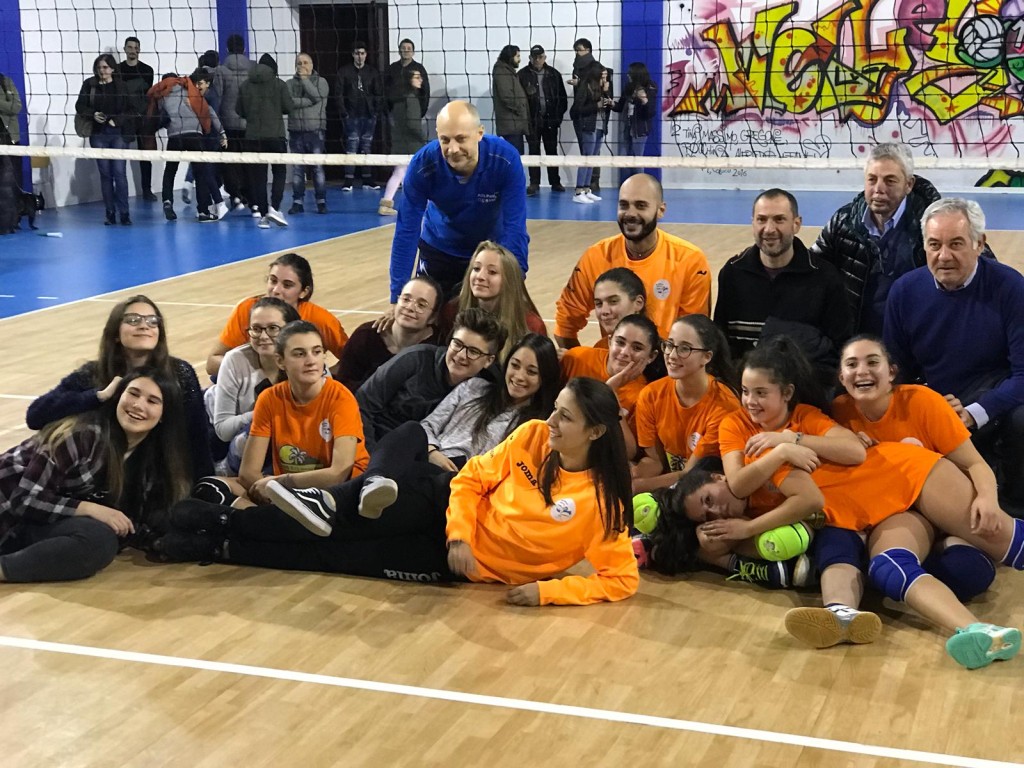 academy-school-volley