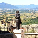 morra-statua-de-sanctis-800x600