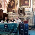 presidente borea al microfono